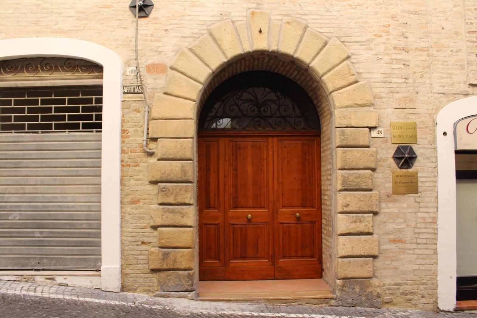 “Antica Dimora” Esclusivo Appartamento Fermo Exteriör bild